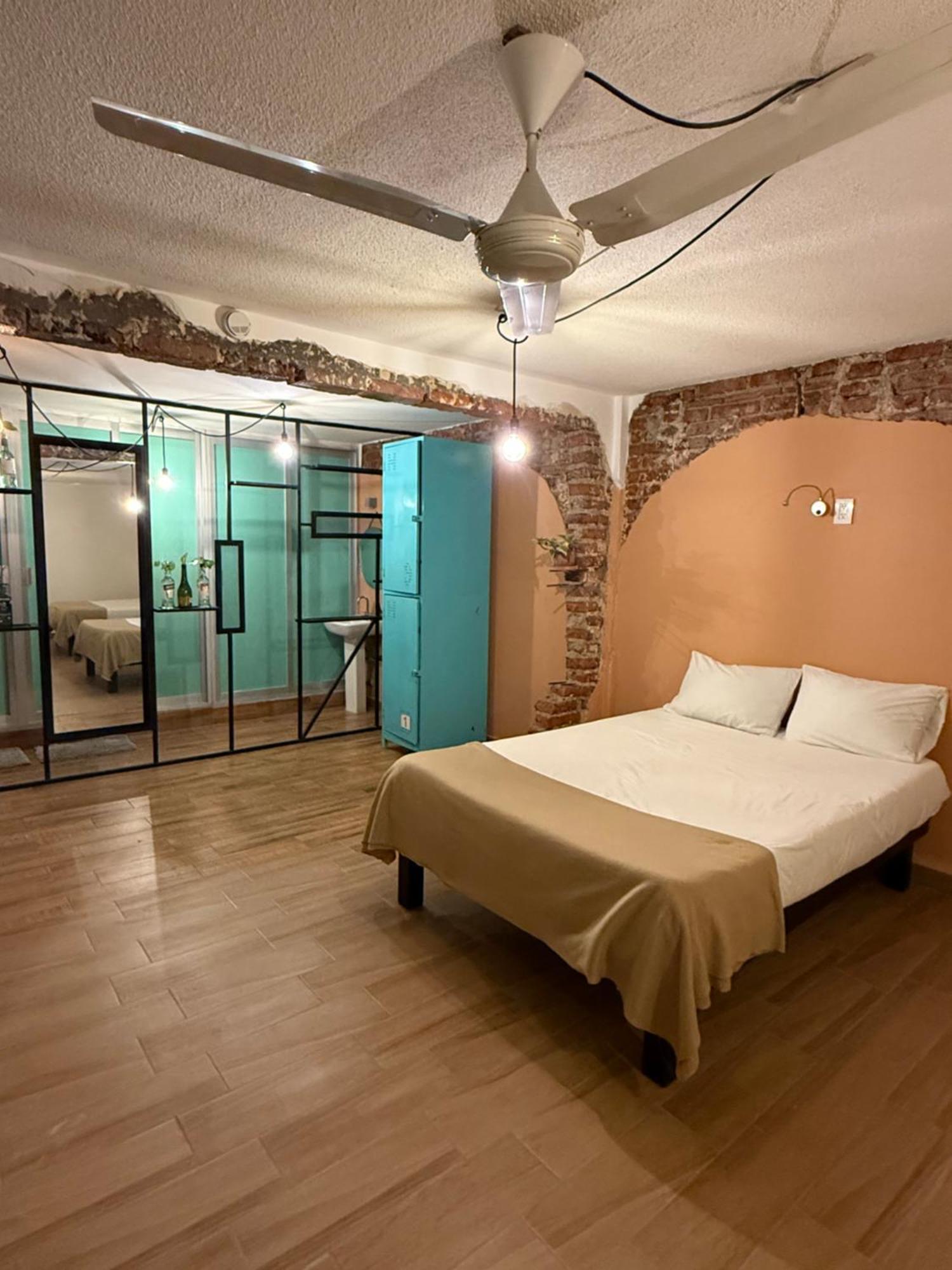 Septimo Hostal Керетаро Екстер'єр фото