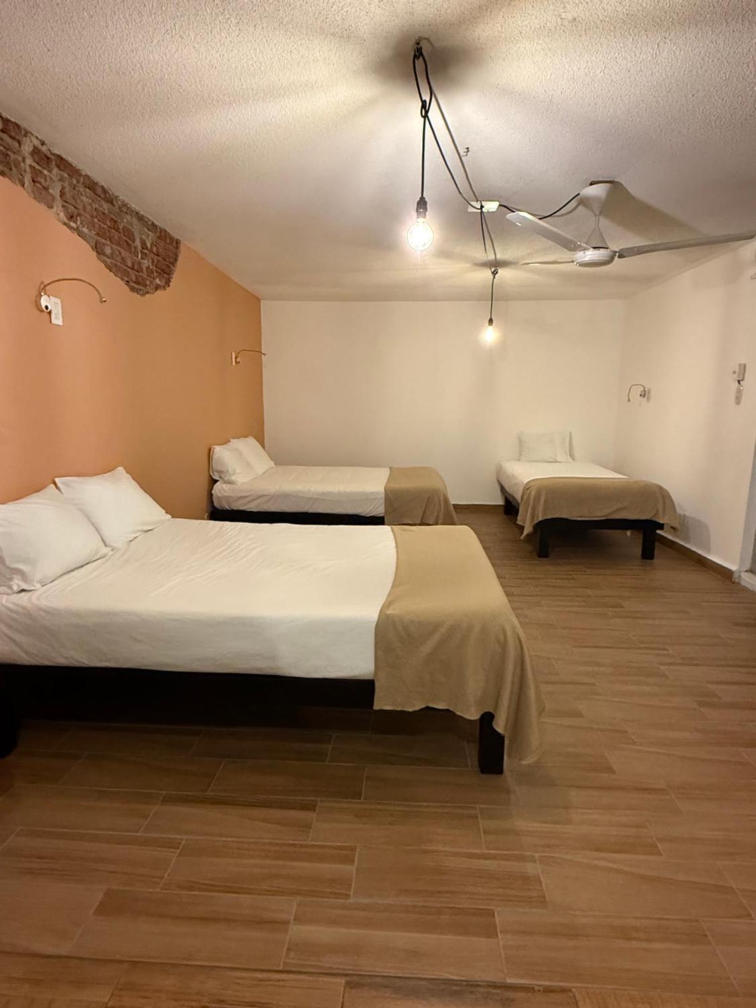 Septimo Hostal Керетаро Екстер'єр фото